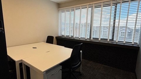 166 sq ft suite photo