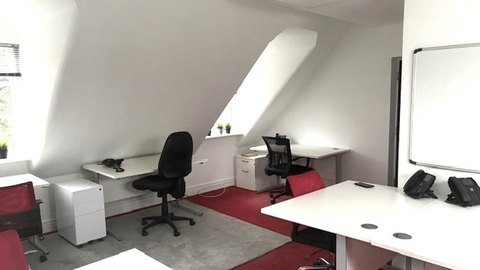 174 sq ft suite serviced office to rent at The Old Vicarage, Castle Donnington, Derby — photo 2