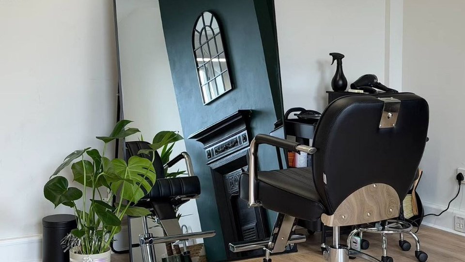 Hairdressing chair in front of the mirror