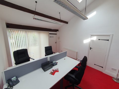 140 sq ft suite serviced office to rent at The Old Vicarage, Castle Donnington, Derby — photo 2