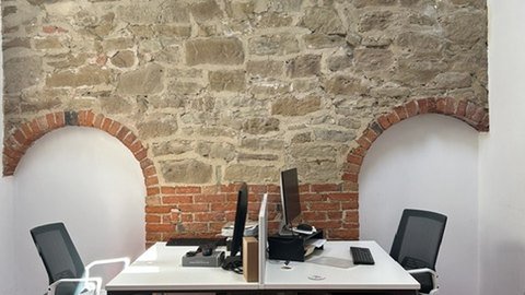 140 sq ft suite serviced office to rent at The Old Vicarage, Castle Donnington, Derby — photo 4