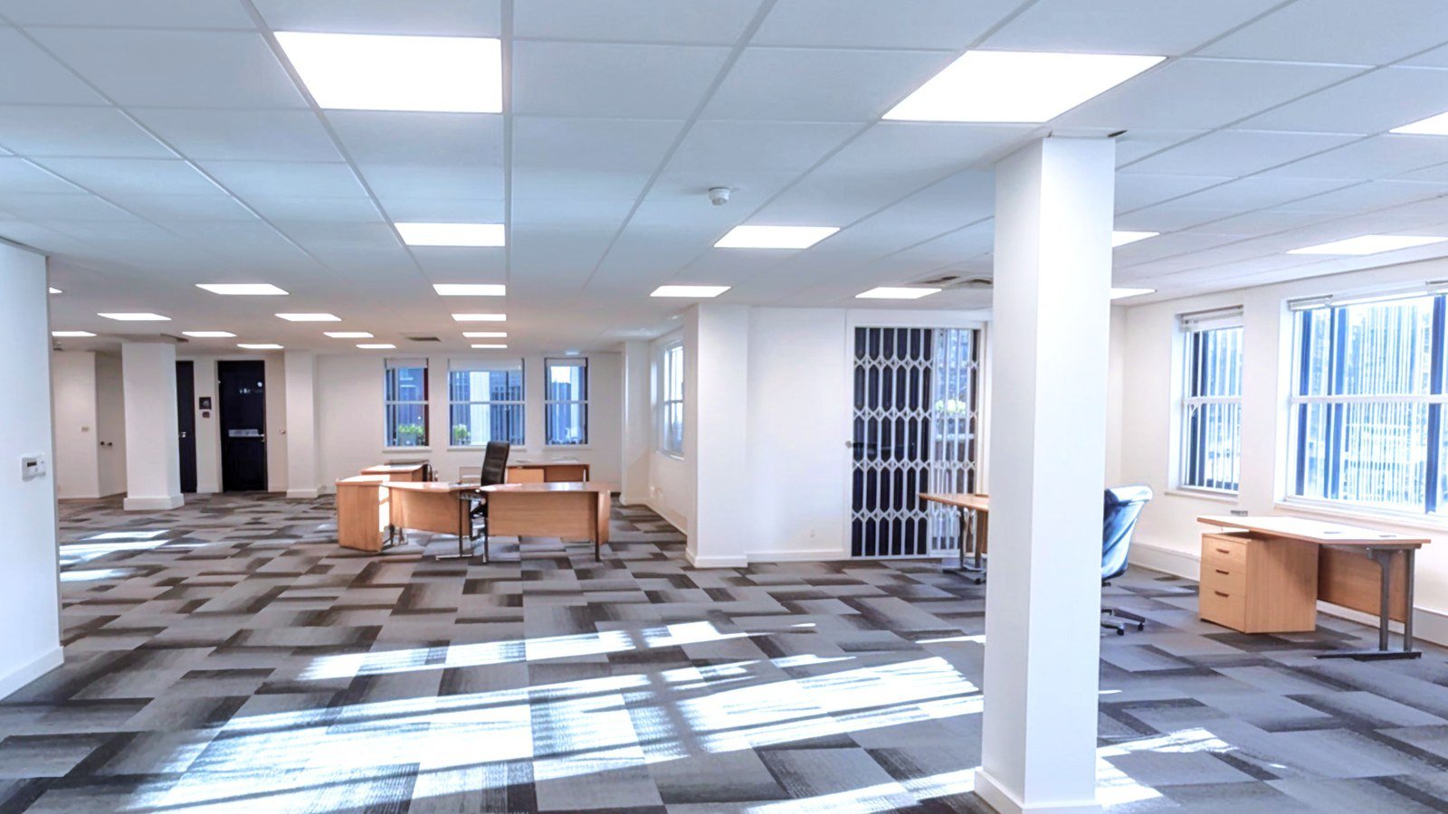 St Marys Court interior photo 4