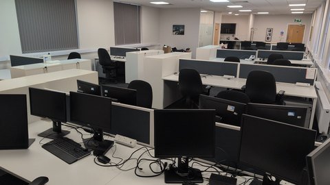 1,380 sq ft suite photo 5