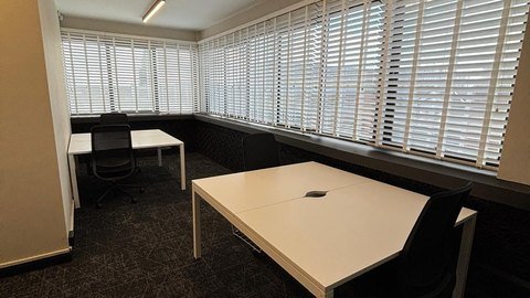 250 sq ft suite photo