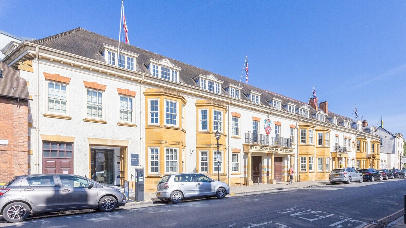 Elizabeth Court building photo