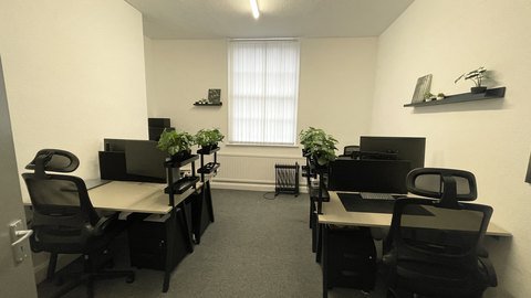 1,708 sq ft suite serviced office to rent at The Crescent, Leicester — photo 5