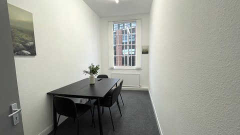 1,708 sq ft suite serviced office to rent at The Crescent, Leicester — photo 8